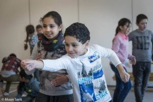 Dansende kinderen bij workshop De Dansers